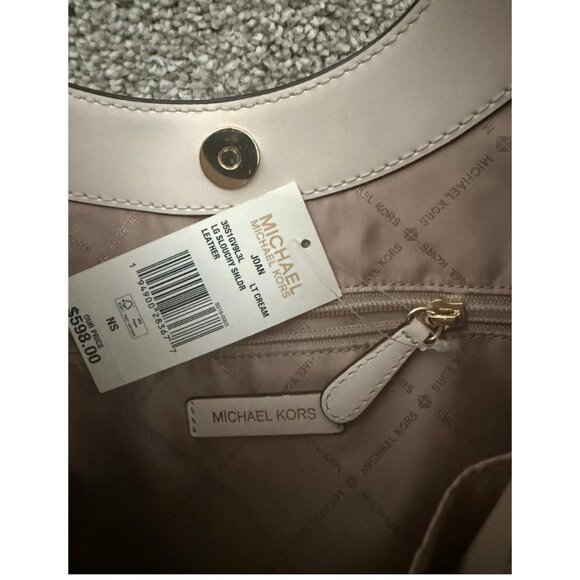 Mikael Kors Joan Large Shoulder Bag New with Tag - Picture 6 of 6